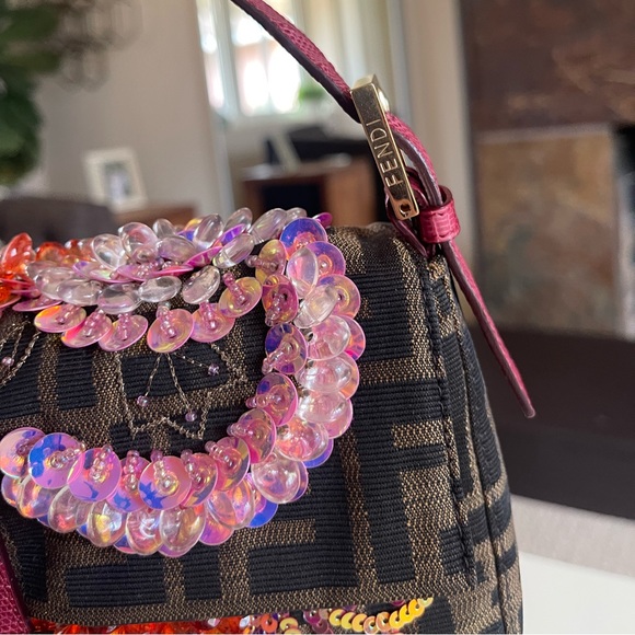 SOLD - Incredibly Rare Vintage Fendi Beaded Sequin Swirl Zucca Baguette - Picture 13 of 17